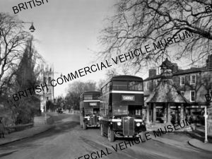 AEC Regent II / City of Oxford 305 / 322 / AEL03690a