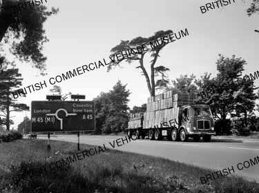 AEC Mammoth Major 8 Mk.V / The Motor Packing Co. Ltd / AEP26409a