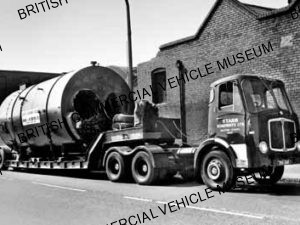 AEC Mammoth Major tractor unit / Starr Roadways Ltd, Bilston / AEP29574a