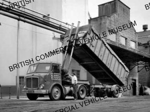 AEC Mercury tractor unit / Russell of Bathgate 13 / AEP29846-2a