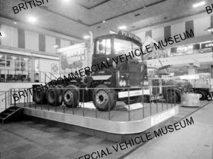 Scammell Samson tractor unit / Pickfords / AEP45989