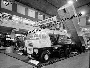 Scammell tractor unit / Redland / AEP45991