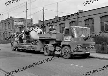 Guy Invincible tractor unit / Russell of Bathgate / GP00538a