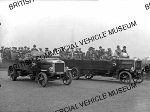 Leyland n / c single-deck (2 different models) / F Snaylam, Bolton / L001332q