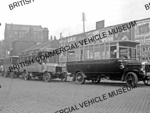 Leyland single-deck buses inc. N-type / 2nd bus in row is Fishwick, Leyland / L002585q