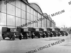6 Trojan vans / RAF / L003301q