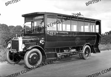 Leyland n / c bus / Jenks, Burslem / L003339q