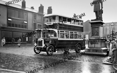 Leyland Leviathan LG1 / Bolton 11 / L003805a