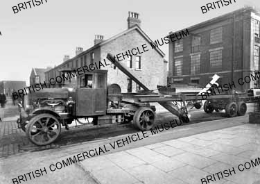 Leyland n / c tractor unit / John Young & Co / L006984a