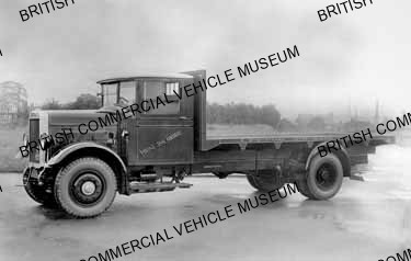 Leyland Buffalo TQ1 / R & J Strang, Airdrie / L008239a
