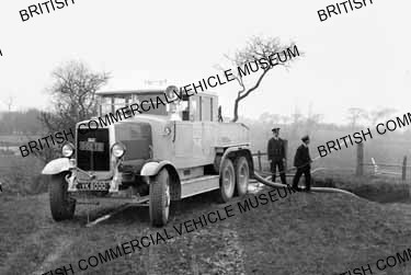 Leyland Terrier TE5 / Durham & Northumberland Fire Brigade / L010792a