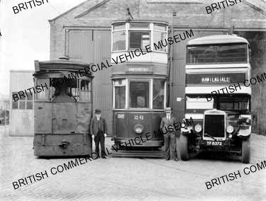 Steam tram, electric tram and TD2 / Rawtenstall Corporation, 6, 26 and 11 / L011212q