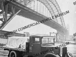 Leyland Cub KG / Taylor & Byrnes, Braidwood / L013735q
