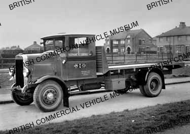 Leyland Badger TA5 / Larkhall Victualling Society ltd / L013965a