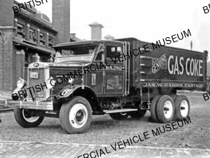Leyland Terrier TE / Jas. W Harris / L015182q