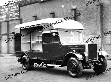 Leyland Cub KG3 / Van with roller shutter side doors / L015509q
