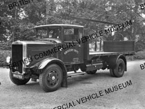 Leyland Badger TA7 / Flat lorry with top rail and tailboard / L016412q