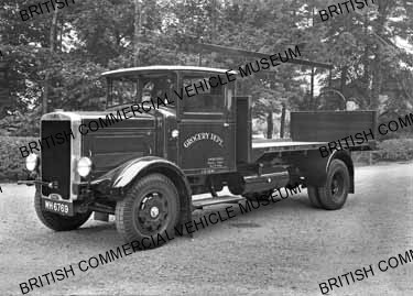 Leyland Badger TA7 / Flat lorry with top rail and tailboard / L016412q