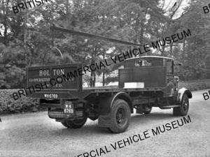 Leyland Badger TA7 / Flat lorry with top rail and tailboard / L016413q