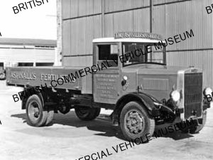 Leyland Cub KZ1 / Dropside lorry / L016514q
