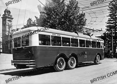 Leyland Trolleybus / 25-seat single-deck / L017007q