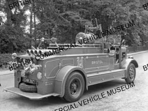 Leyland FK6 / Open fire engine / L018003q