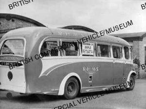 Leyland Cub / Duple C26F / L018207q