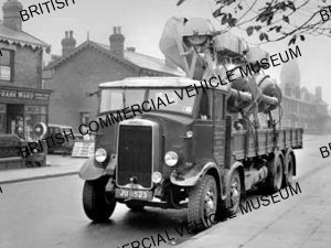 Leyland Octopus / Kinders Garage Ltd., Blaby / L020616a