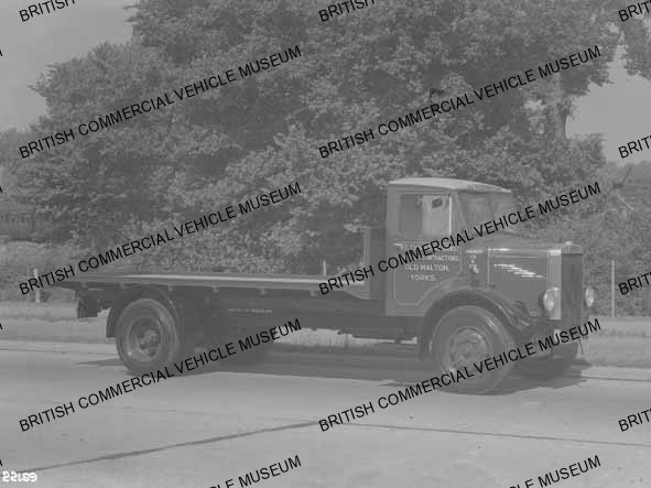 Leyland Lynx DZ3 / Thackray, Old Malton / L022199