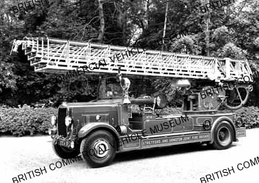 Leyland TLM / Stretford & Urmston Joint Fire Brigade / L023968a