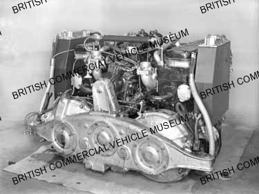 Tank engine / L025302a