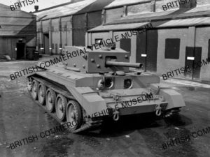 Leyland Centaur tank / L025885a