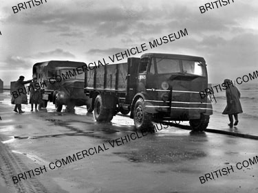 Leyland Lynx and ERF / War Department / L026018a