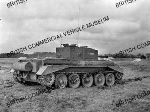 Leyland Centaur Tank / L026157a