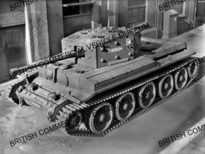 Leyland Centaur I tank / L026181a