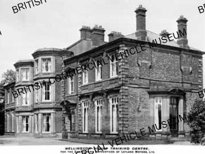 Wellington House / Leyland Motors / L033099a