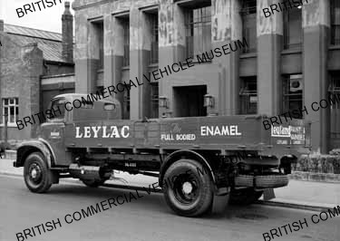 Leyland Comet / Leyland Paint and Varnish / L035908a