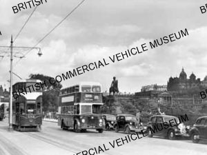 Leyland Titan PD2 / 20 and tram / Edinburgh Corporation, 431 / L049075a