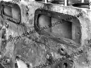 Engine reconditioning / L050164a