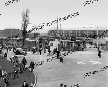 Workers leaving Farington Works / L054875a