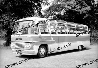 Albion Victor VT21L / Fishwick, Leyland, C2 / L072541q