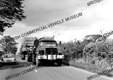 Scammell Contractor / Wynns / L092929a