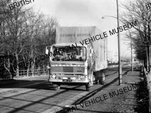 Leyland Lynx / Charles Alexander, 549 / L100430a