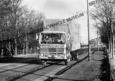 Leyland Lynx / Charles Alexander, 549 / L100430a