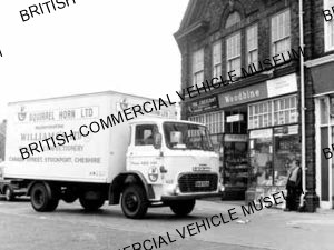 Leyland Terrier 650 / Squirrel Horn Ltd., Stockport / L120014q