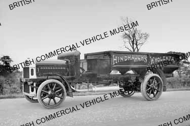 Leyland petrol lorry (n / c) / Hindhaugh's Wholemeal / LB0758a