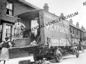 Leyland n / c lorry / Pickfords, Coventry / LPF0113q