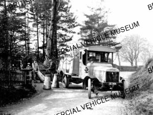 Leyland n / c lorry / Cadburys, Bournville / LPF0118q