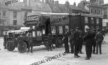 Leyland RAF type / Royal Air Force (mobile recruiting office) / LPF0154q