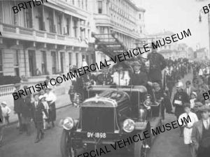 Leyland Fire Engine / Eastbourne Fire Brigade / LPF0556